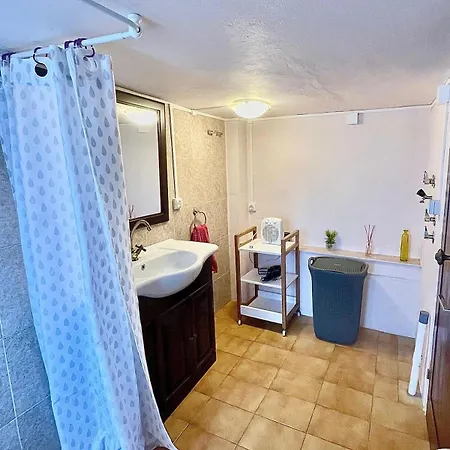 Casa Amplia Con Jardin En Cudillero Nyaraló