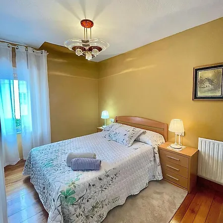 Casa Amplia Con Jardin En Cudillero Nyaraló