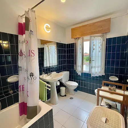 Casa Amplia Con Jardin En Cudillero Nyaraló Ballota